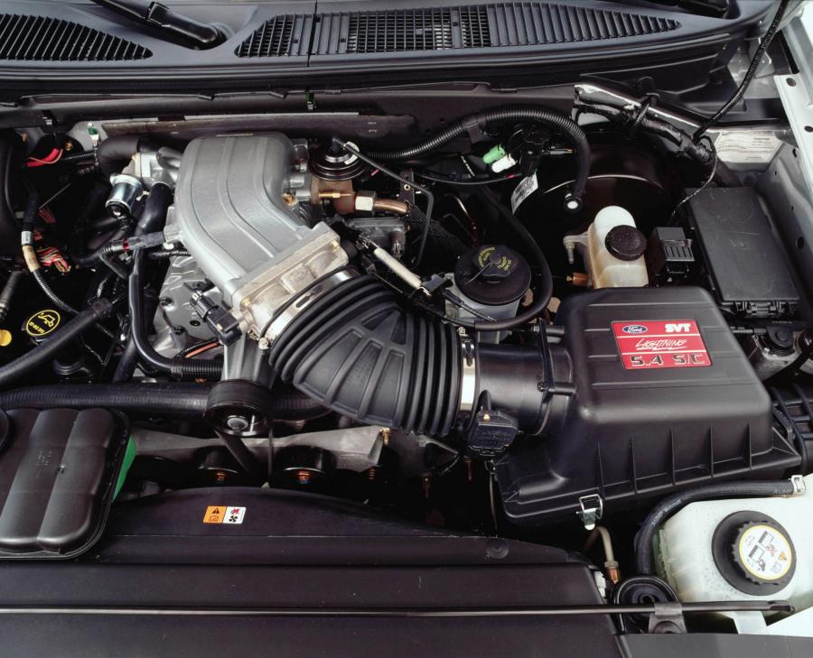  Ford F-150 SVT Lightning 2001 года  (фото 19 из 33)